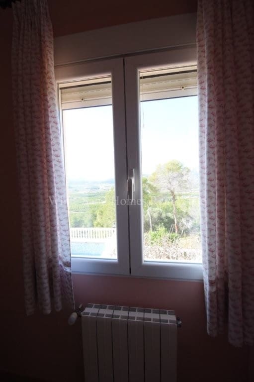 4 bedroom Villa for sale in Real de Gandia with pool garage - € 399,999 (Ref: 9356884)