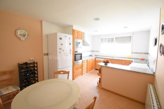 4 bedroom Villa for sale in Real de Gandía with pool garage - € 399,999 (Ref: 9356884)