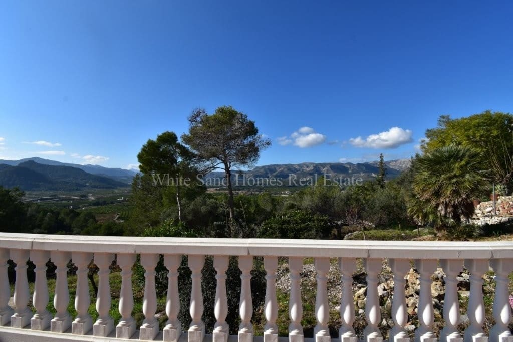 4 bedroom Villa for sale in Real de Gandia with pool garage - € 399,999 (Ref: 9356884)