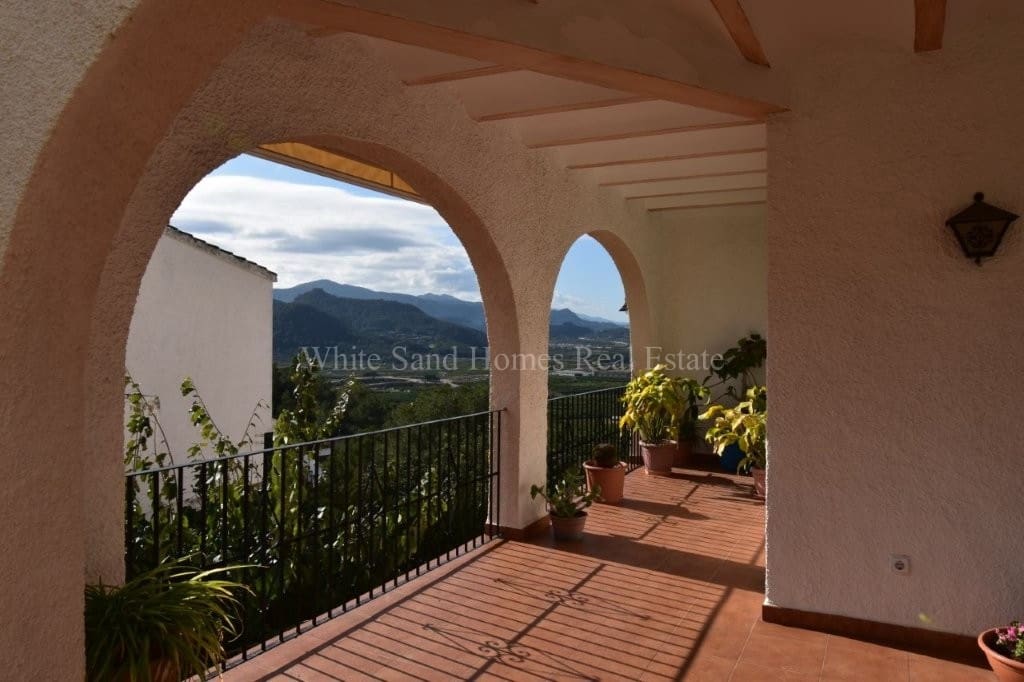 4 bedroom Villa for sale in Real de Gandia with pool garage - € 399,999 (Ref: 9356884)