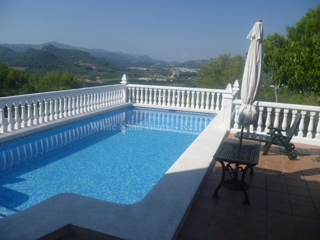 4 bedroom Villa for sale in Real de Gandia with pool garage - € 399,999 (Ref: 9356884)