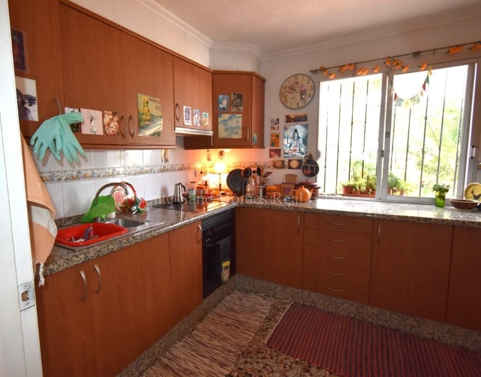 3 slaapkamer Villa te koop in Marchuquera met zwembad garage - € 152.000 (Ref: 9646237)