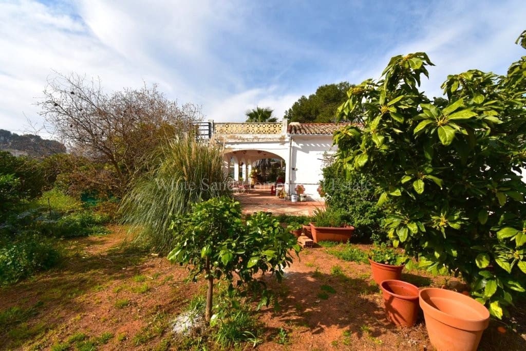 3 slaapkamer Villa te koop in Marchuquera met zwembad garage - € 152.000 (Ref: 9646237)