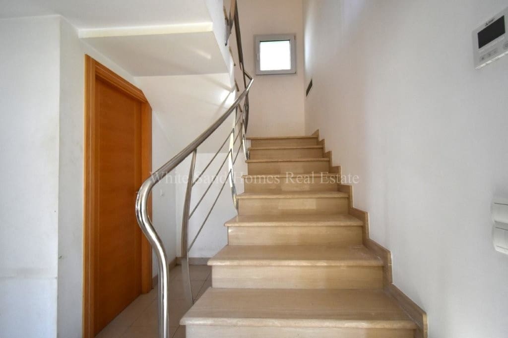 4 sypialnia Willa na sprzedaż w Palma de Gandia z basenem garażem - 339 000 € (Ref: 9679259)