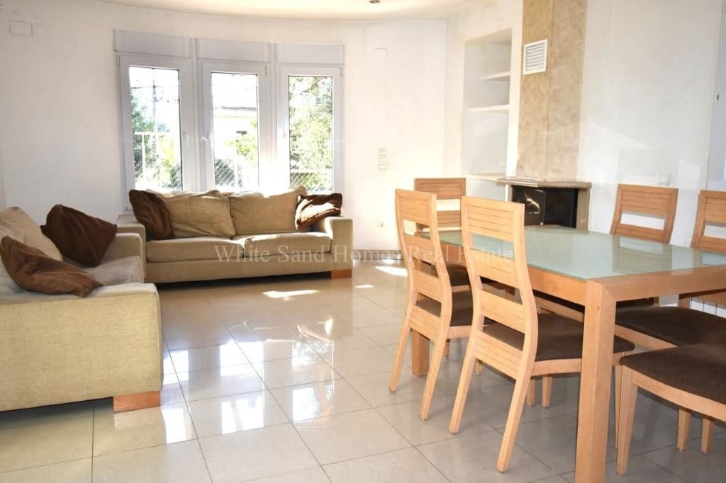 4 sypialnia Willa na sprzedaż w Palma de Gandia z basenem garażem - 339 000 € (Ref: 9679259)