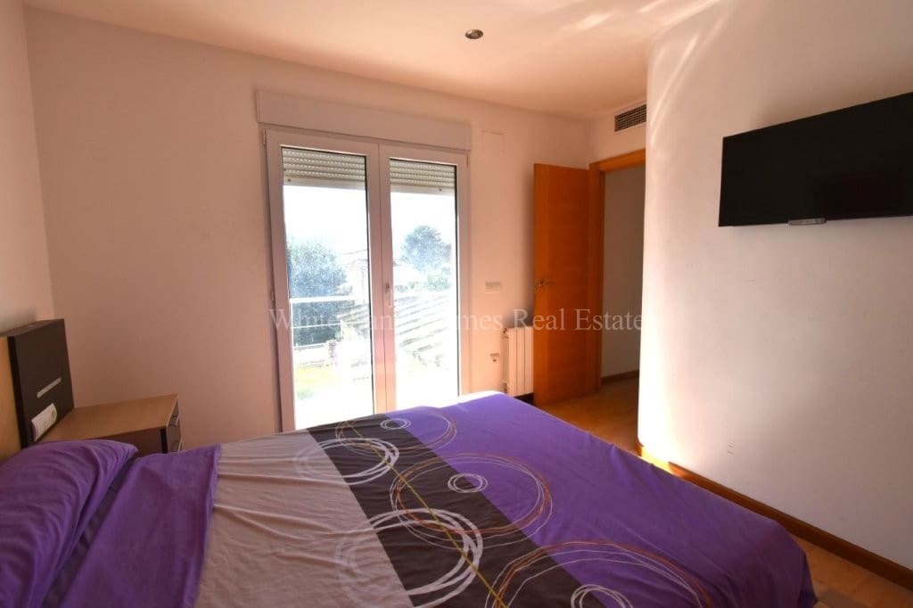 4 sypialnia Willa na sprzedaż w Palma de Gandia z basenem garażem - 339 000 € (Ref: 9679259)