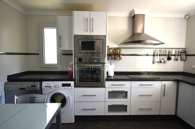 4 sypialnia Willa na sprzedaż w Palma de Gandía z basenem garażem - 339 000 € (Ref: 9679259)