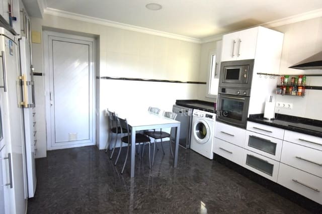 4 sypialnia Willa na sprzedaż w Palma de Gandía z basenem garażem - 339 000 € (Ref: 9679259)