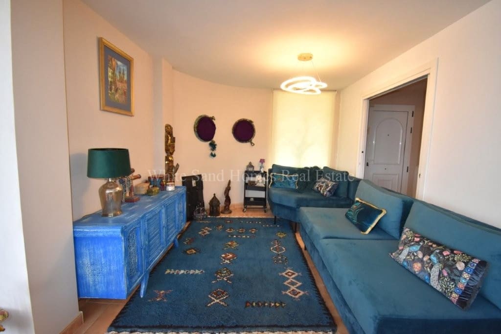 5 bedroom Townhouse for sale in Gandia with pool garage - € 470,000 (Ref: 9995343)