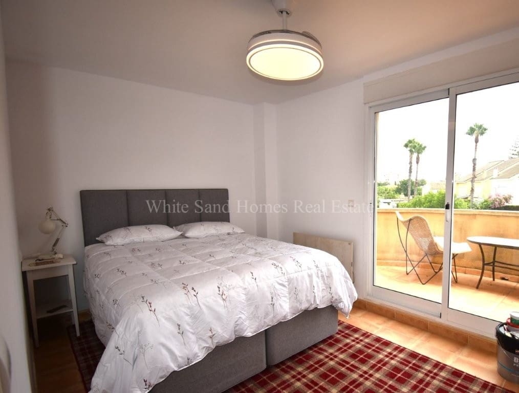 5 bedroom Townhouse for sale in Gandia with pool garage - € 470,000 (Ref: 9995343)