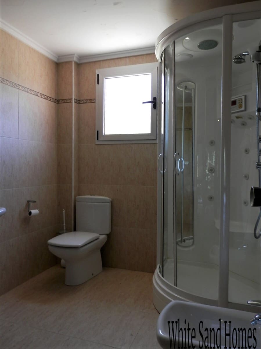 6 slaapkamer Finca/Landhuis te koop in Marchuquera met zwembad garage - € 299.999 (Ref: 9995354)