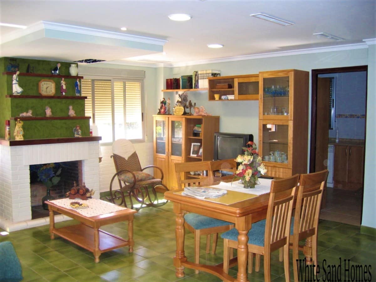 6 slaapkamer Finca/Landhuis te koop in Marchuquera met zwembad garage - € 299.999 (Ref: 9995354)
