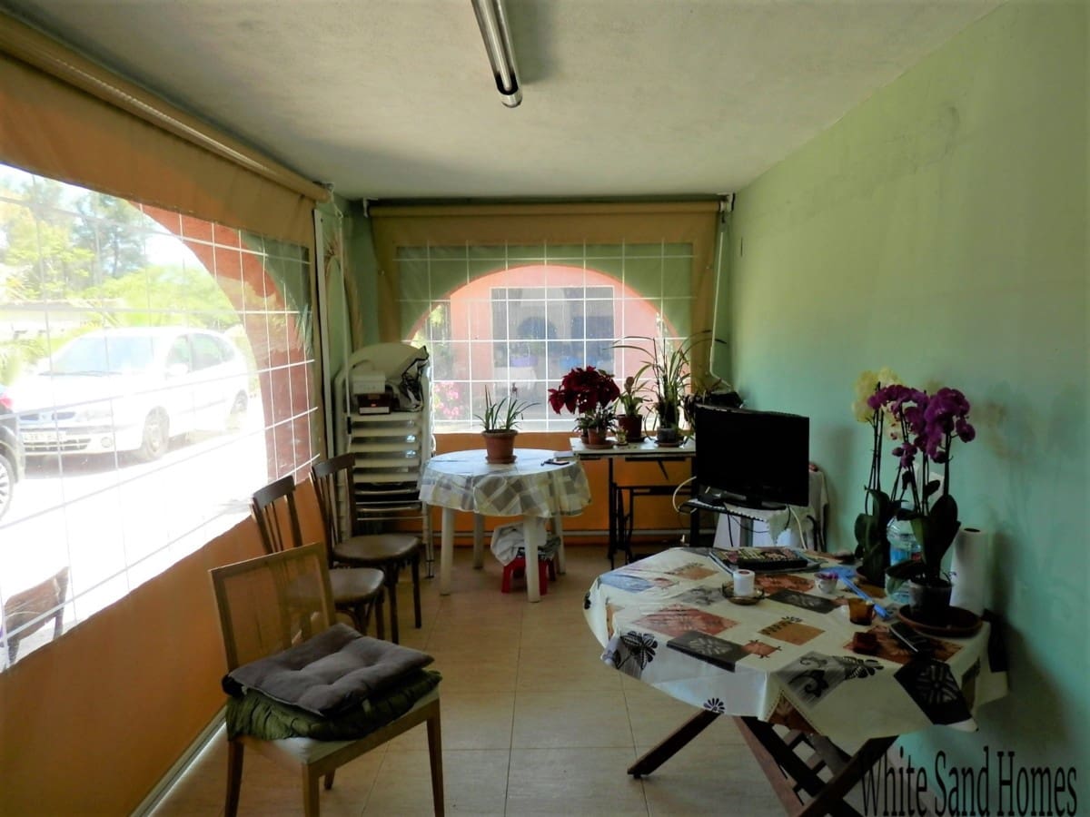 6 slaapkamer Finca/Landhuis te koop in Marchuquera met zwembad garage - € 299.999 (Ref: 9995354)