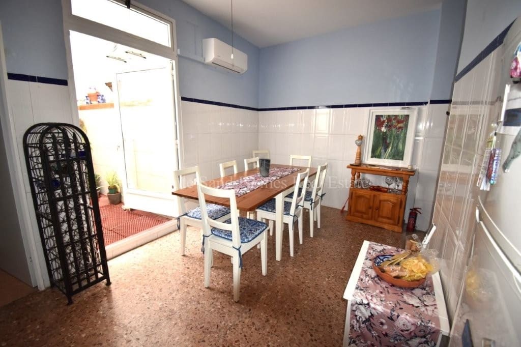 4 slaapkamer Huis te koop in Miramar - € 195.000 (Ref: 9995358)
