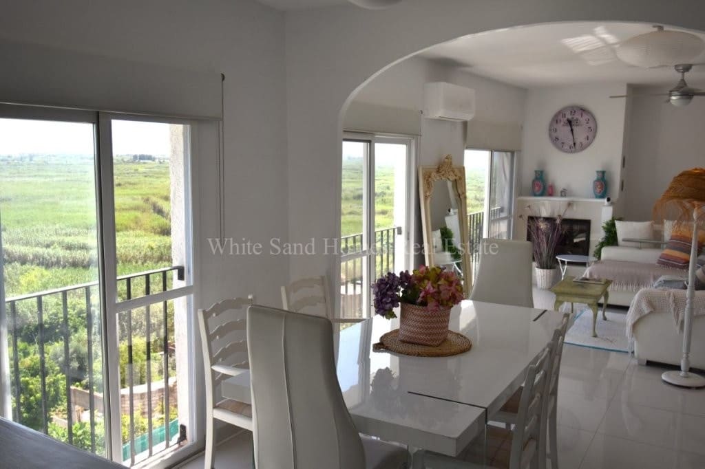 3 slaapkamer Finca/Landhuis te koop in Oliva met zwembad - € 299.999 (Ref: 9995365)