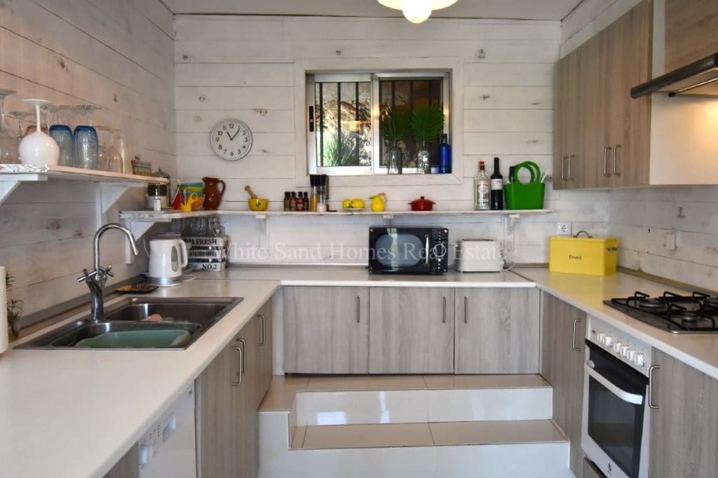 3 slaapkamer Finca/Landhuis te koop in Oliva met zwembad - € 299.999 (Ref: 9995365)