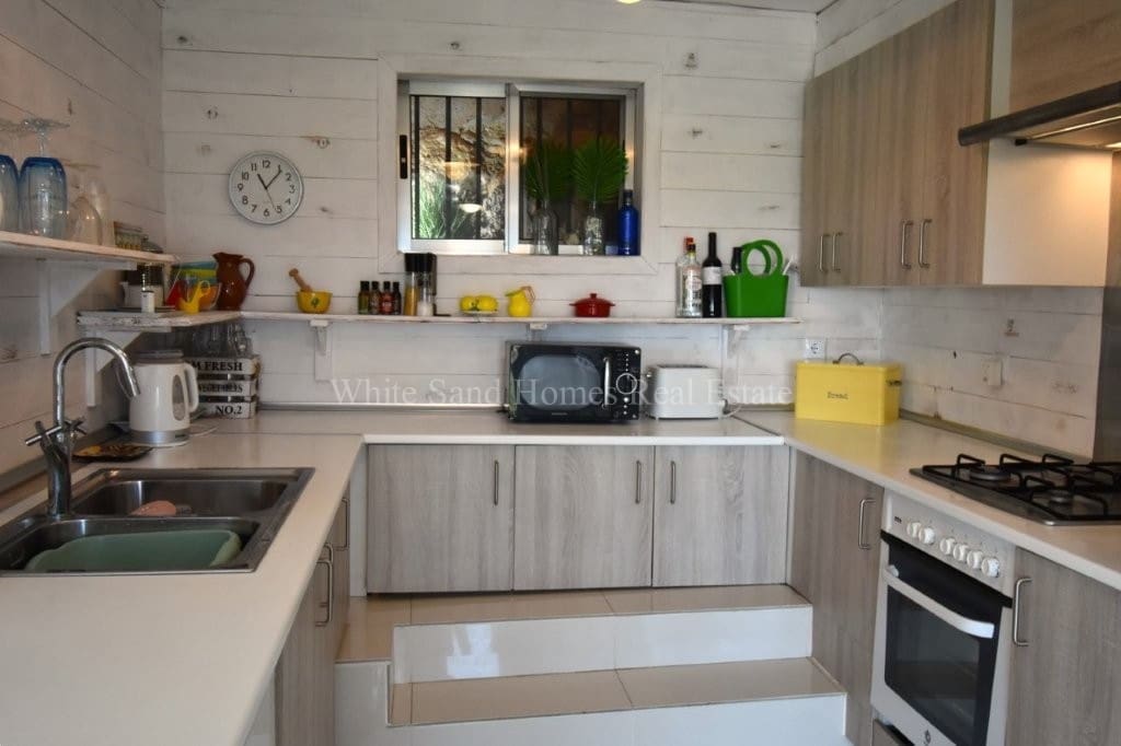 3 slaapkamer Finca/Landhuis te koop in Oliva met zwembad - € 299.999 (Ref: 9995365)