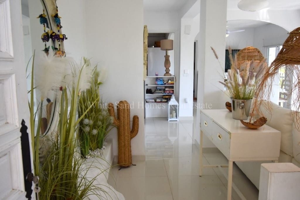 3 slaapkamer Finca/Landhuis te koop in Oliva met zwembad - € 299.999 (Ref: 9995365)