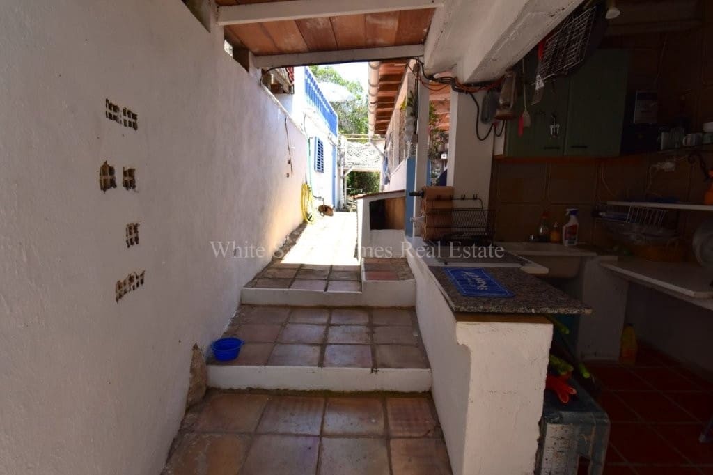 3 slaapkamer Finca/Landhuis te koop in Oliva met zwembad - € 299.999 (Ref: 9995365)