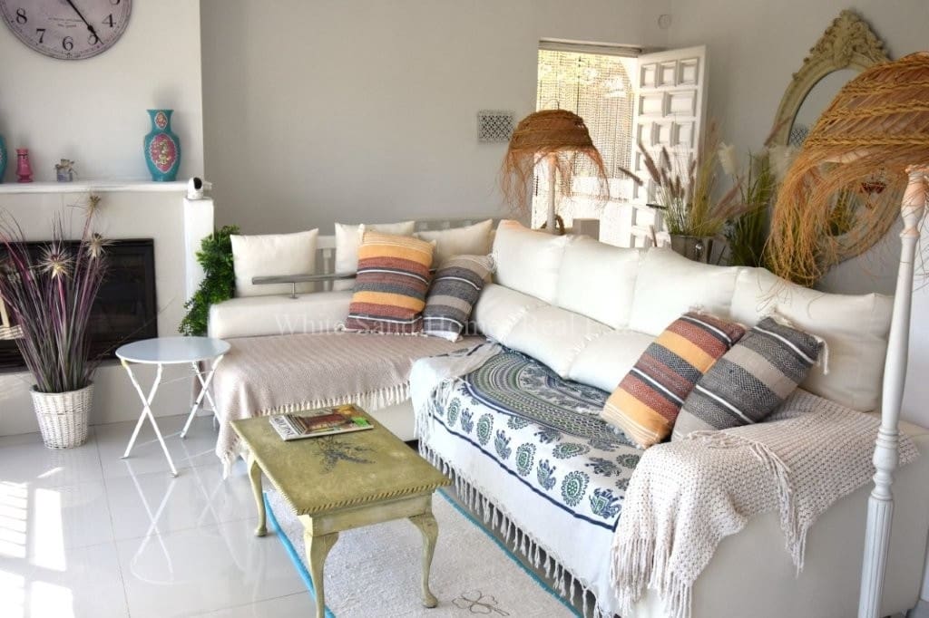 3 slaapkamer Finca/Landhuis te koop in Oliva met zwembad - € 299.999 (Ref: 9995365)