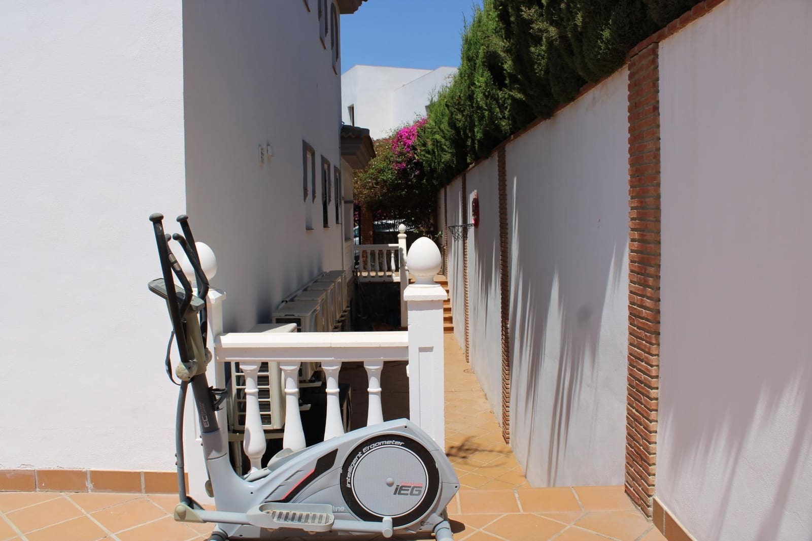 7 soveværelse Villa til salg i Mijas med swimmingpool garage - € 1.125.000 (Ref: 10015702)