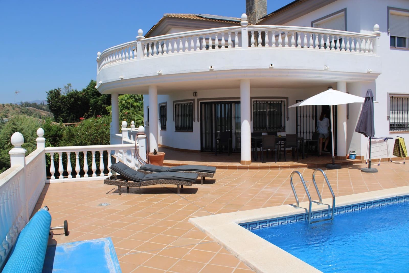 7 soveværelse Villa til salg i Mijas med swimmingpool garage - € 1.125.000 (Ref: 10015702)