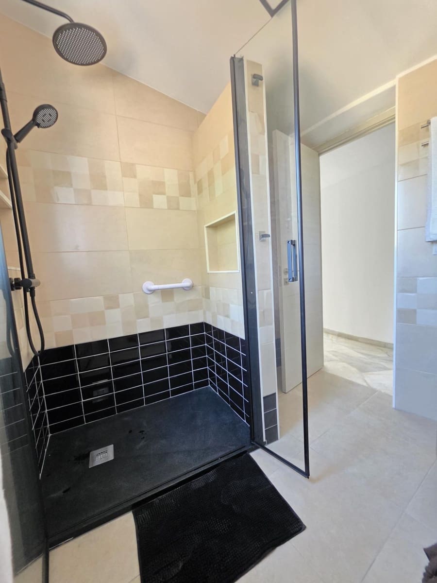 3 quarto Moradia para arrendar em Mijas com piscina garagem - 2 800 € (Ref: 10032193)