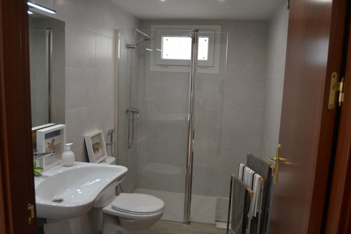 2 slaapkamer Appartement te huur in Fuengirola met garage - € 1.450 (Ref: 3995346)