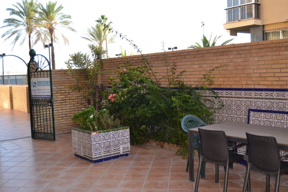 2 slaapkamer Appartement te huur in Fuengirola met garage - € 1.450 (Ref: 3995346)