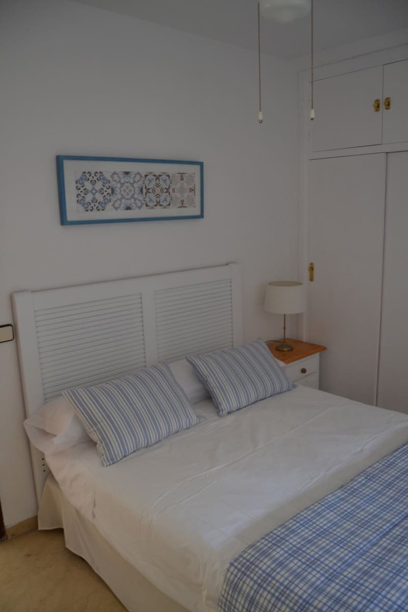 2 slaapkamer Appartement te huur in Fuengirola met garage - € 1.450 (Ref: 3995346)