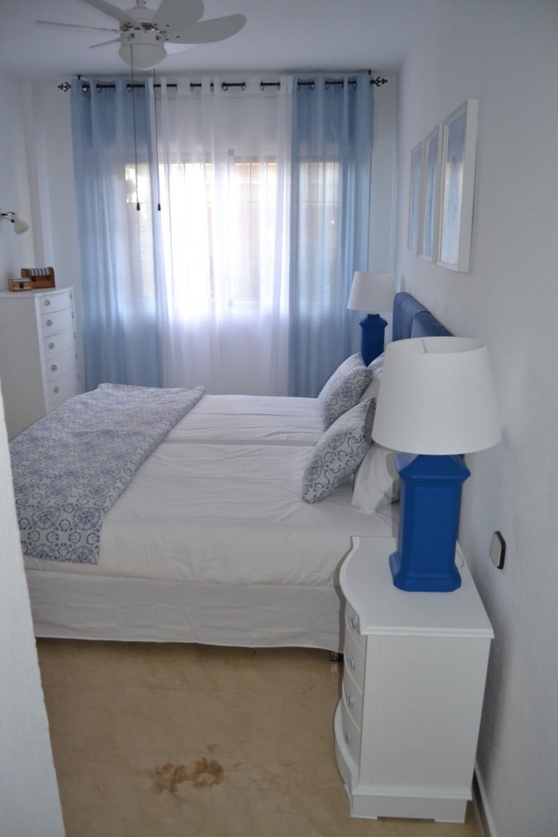 2 slaapkamer Appartement te huur in Fuengirola met garage - € 1.450 (Ref: 3995346)