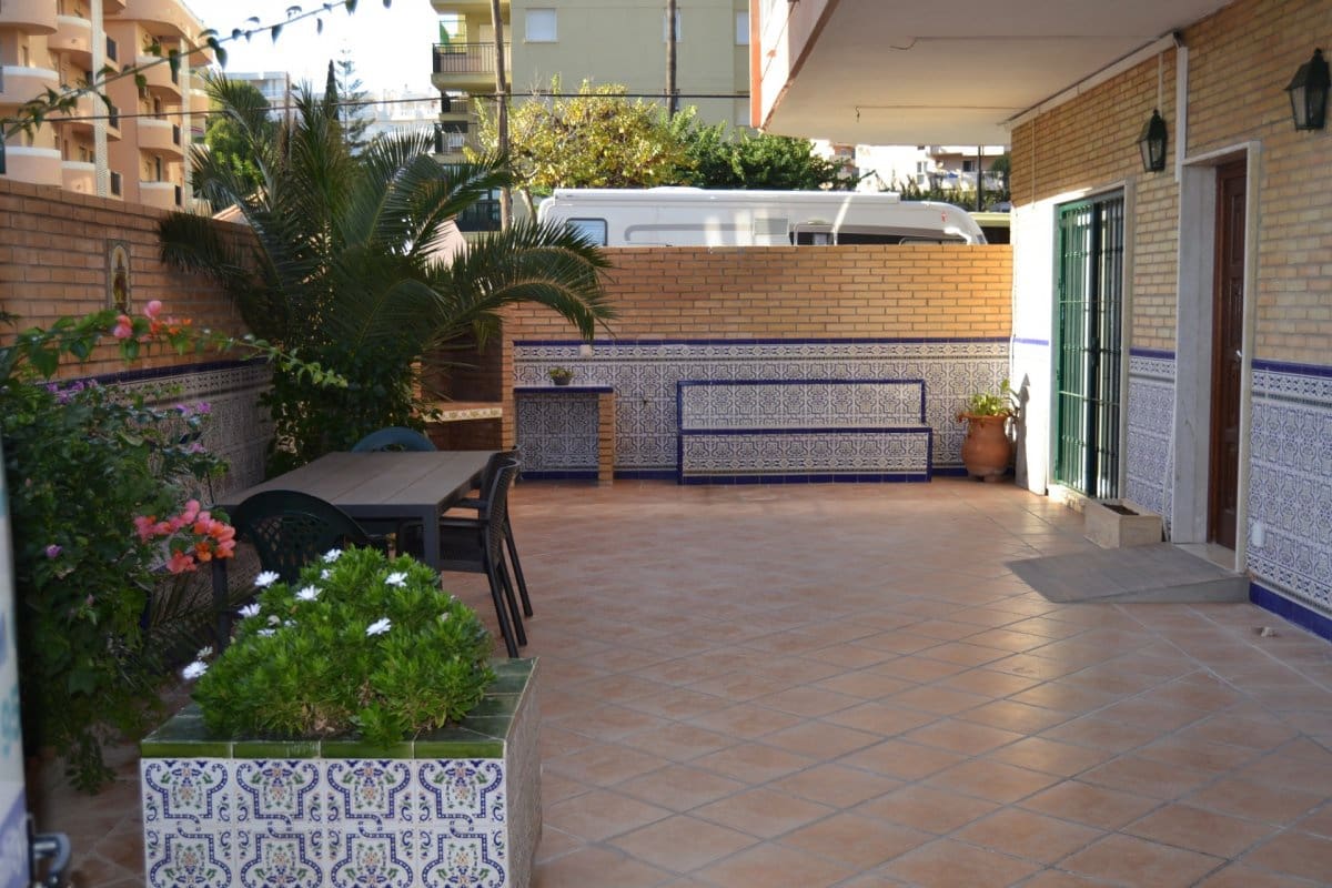 2 slaapkamer Appartement te huur in Fuengirola met garage - € 1.450 (Ref: 3995346)