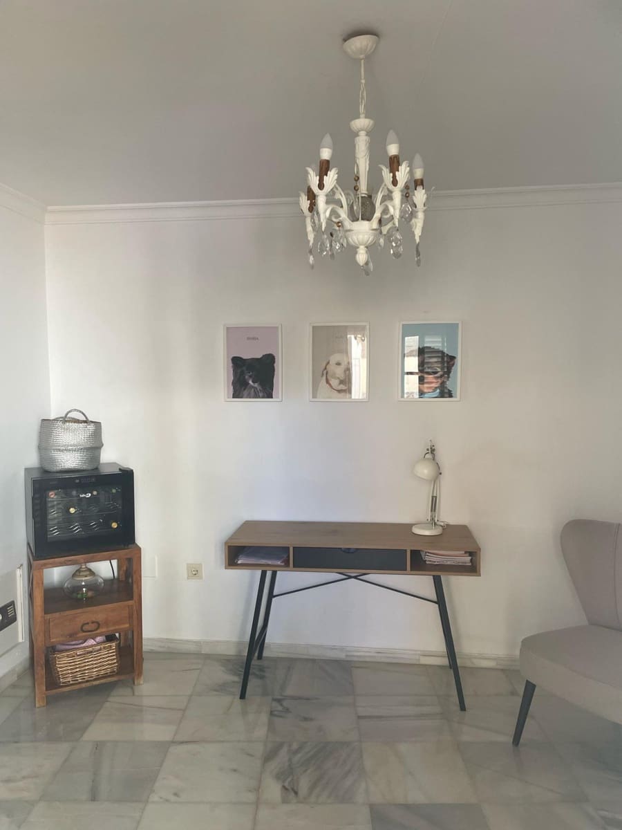 3 soveværelse Rækkehus til leje i Fuengirola med swimmingpool - € 1.600 (Ref: 4300298)