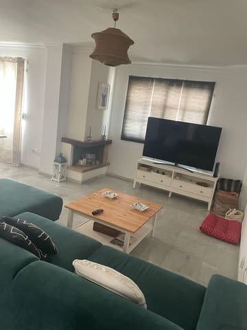3 makuuhuone Rivitalo vuokrattavana paikassa Fuengirola mukana uima-altaan - 1 600 € (Ref: 4300298)
