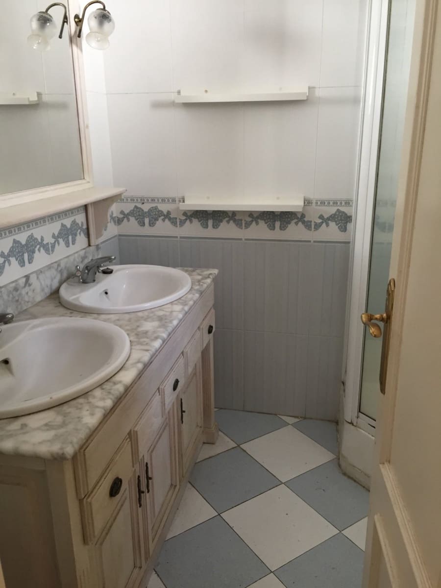 3 soveværelse Rækkehus til leje i Fuengirola med swimmingpool - € 1.600 (Ref: 4300298)