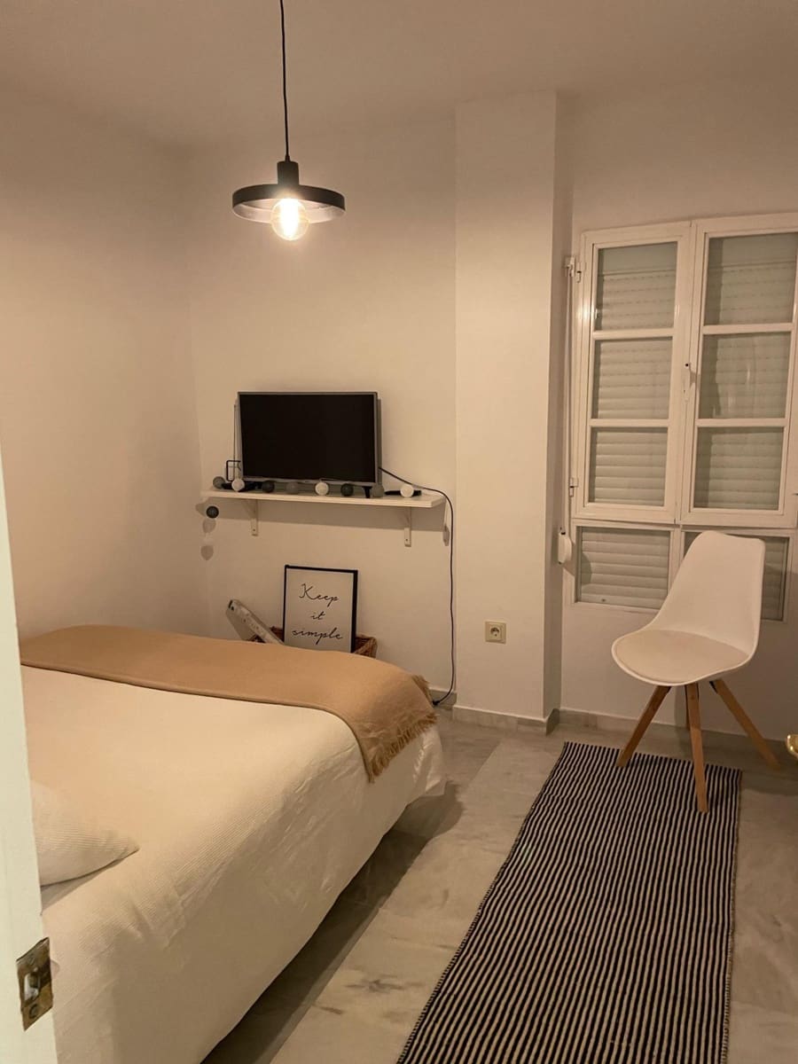 3 soveværelse Rækkehus til leje i Fuengirola med swimmingpool - € 1.600 (Ref: 4300298)