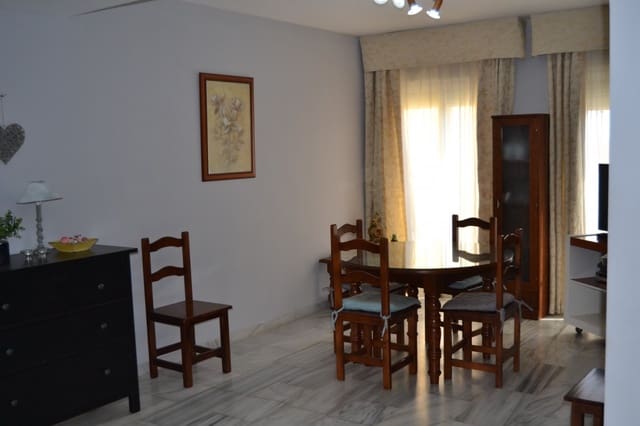 3 sypialnia Dom szeregowy do wynajęcia w Fuengirola z basenem - 1 850 € (Ref: 6650282)