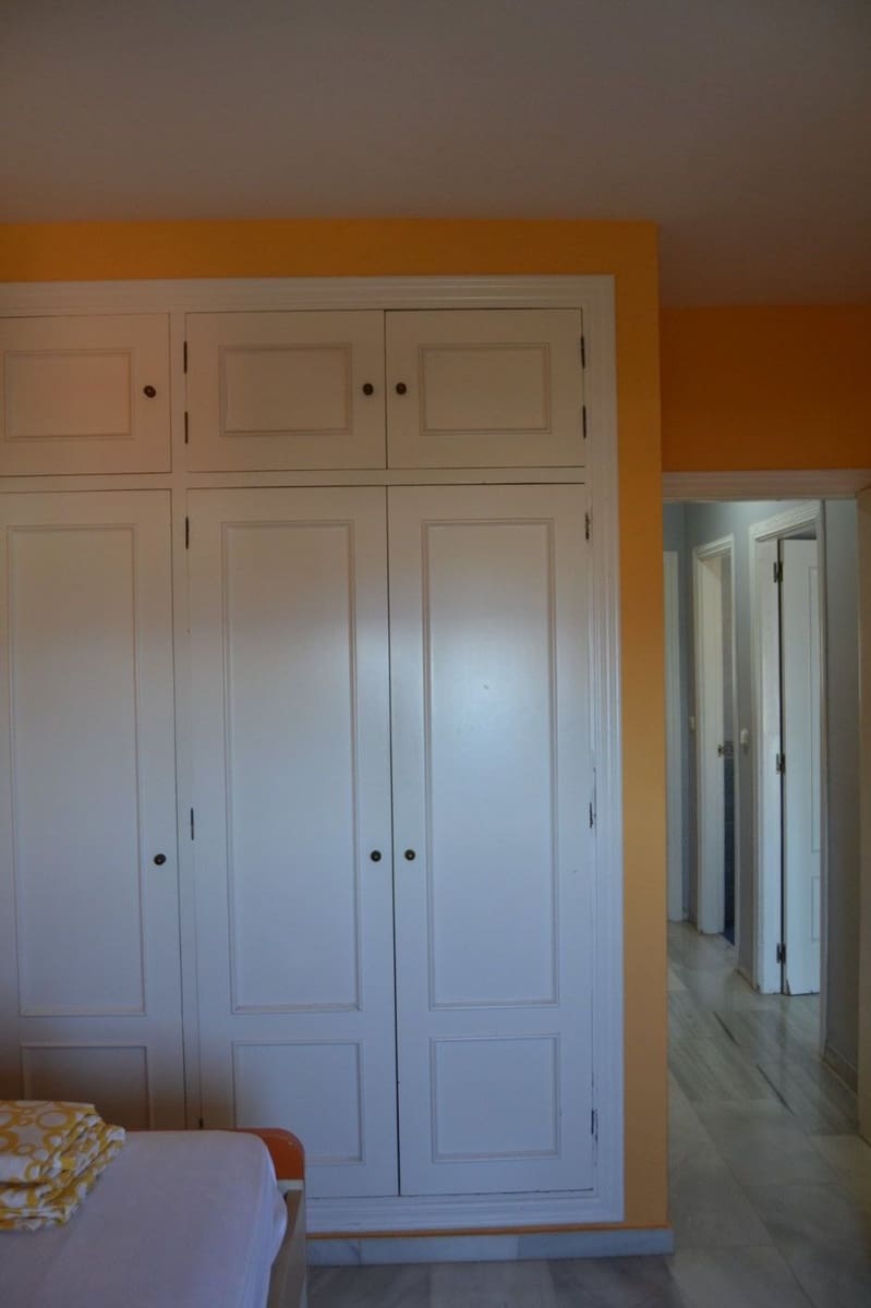 3 soveværelse Rækkehus til leje i Fuengirola med swimmingpool - € 1.850 (Ref: 6650282)