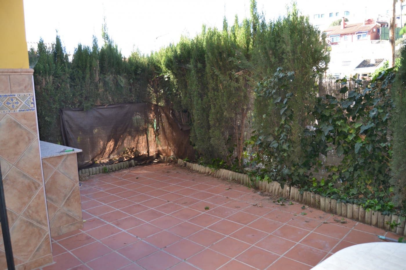 3 soveværelse Rækkehus til leje i Fuengirola med swimmingpool - € 1.850 (Ref: 6650282)