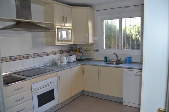 3 sypialnia Dom szeregowy do wynajęcia w Fuengirola z basenem - 1 850 € (Ref: 6650282)