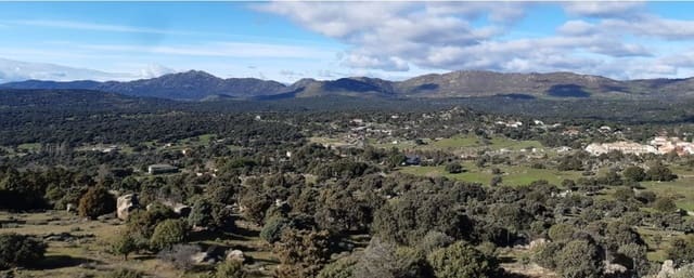 Teren niezagospodarowany na sprzedaż w Fresnedillas de la Oliva - 85 000 € (Ref: 8592280)