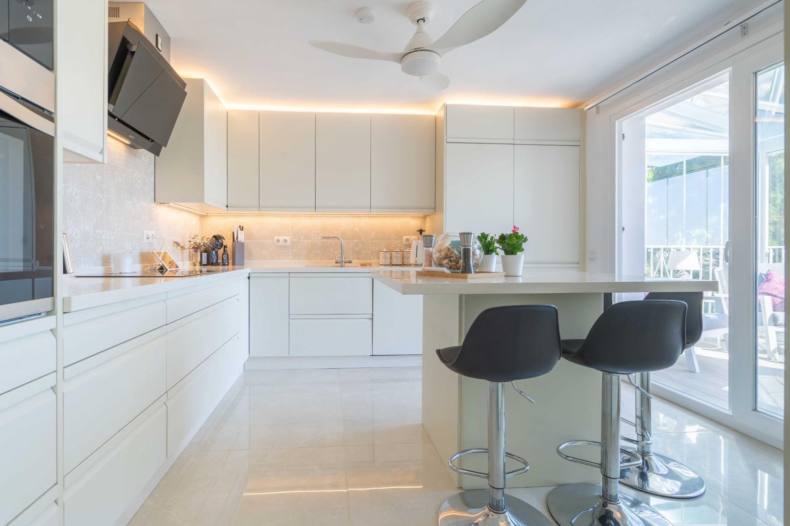 Chalet de 3 habitaciones en Mijas en venta con piscina garaje - 795.000 € (Ref: 8670474)