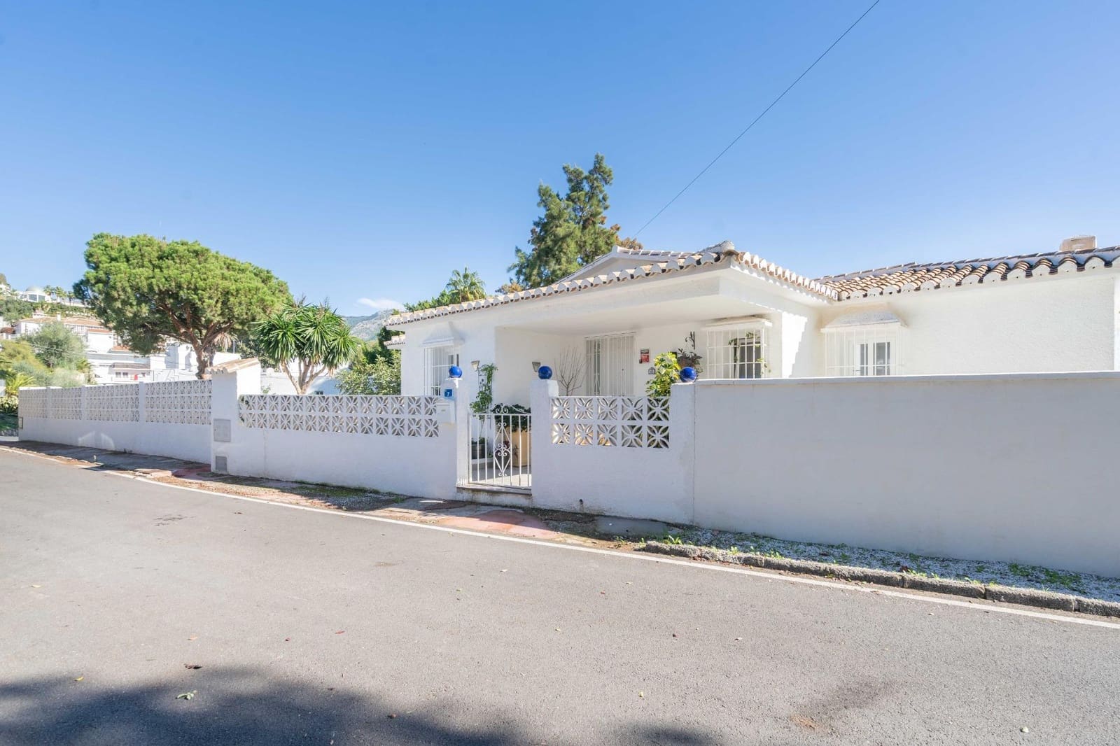Chalet de 3 habitaciones en Mijas en venta con piscina garaje - 795.000 € (Ref: 8670474)
