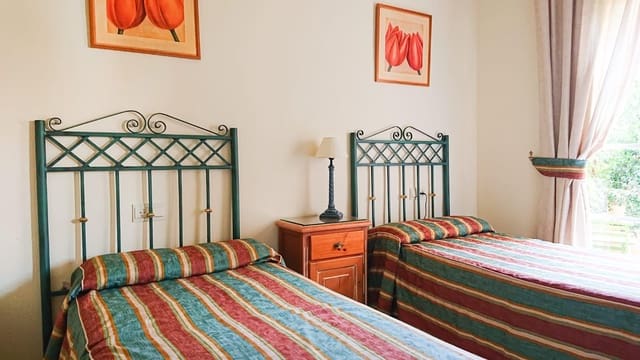 2 chambre Appartement à vendre à Riviera del Sol, Mijas avec piscine - 289 000 € (Ref: 8988656)