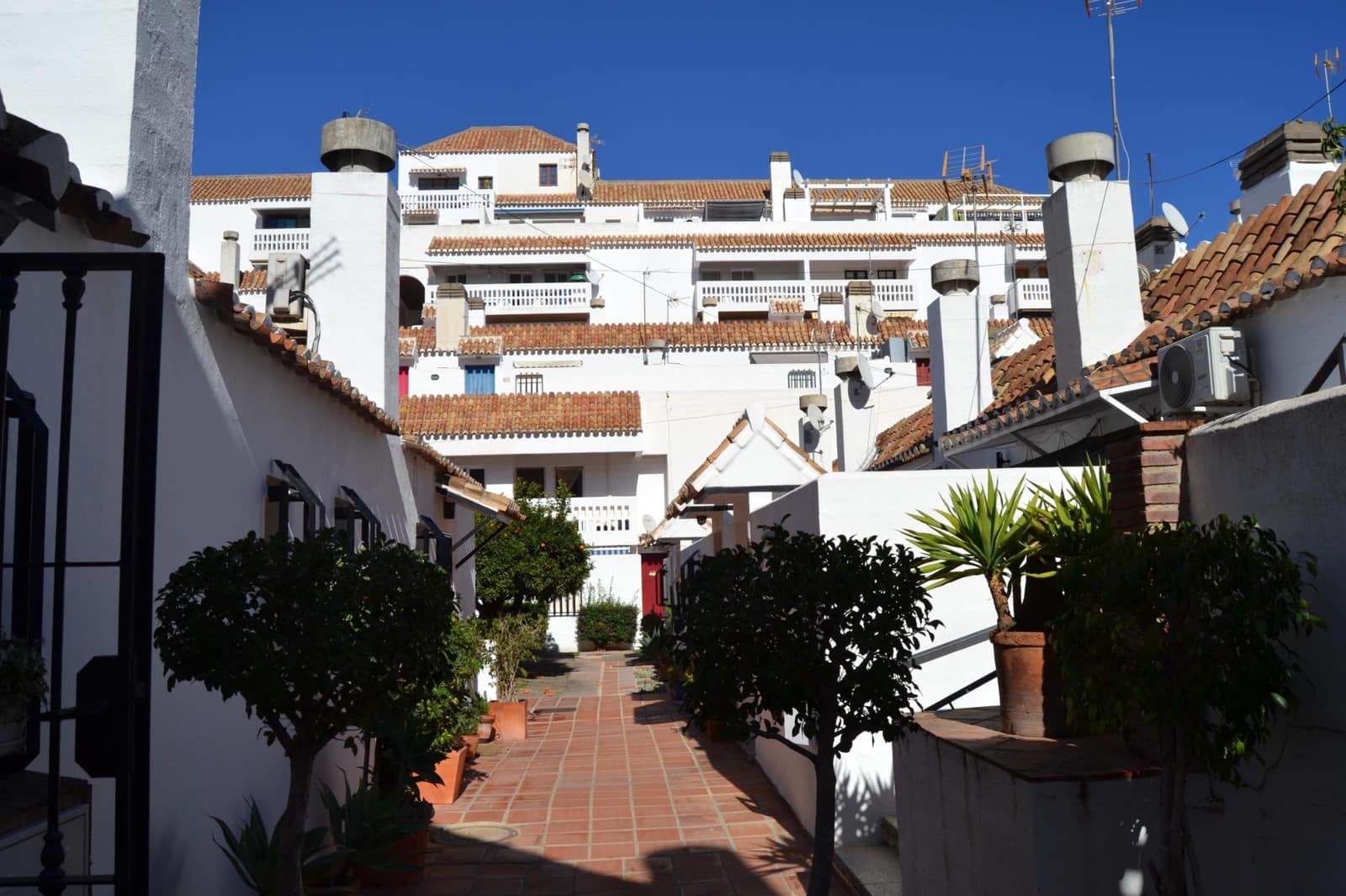 3 slaapkamer Appartement te koop in Mijas Golf met zwembad garage - € 267.750 (Ref: 9103010)