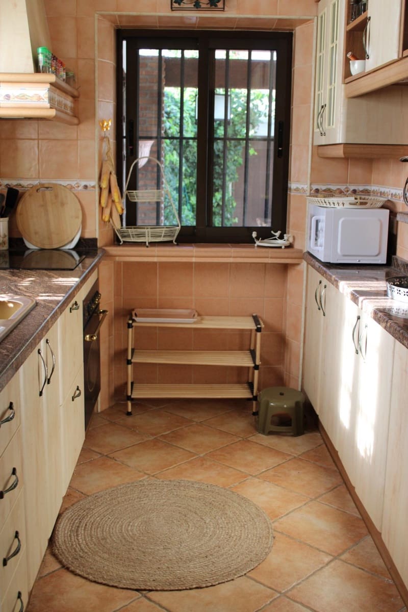 Adosado de 2 habitaciones en Fuengirola en alquiler - 1.650 € (Ref: 9474284)