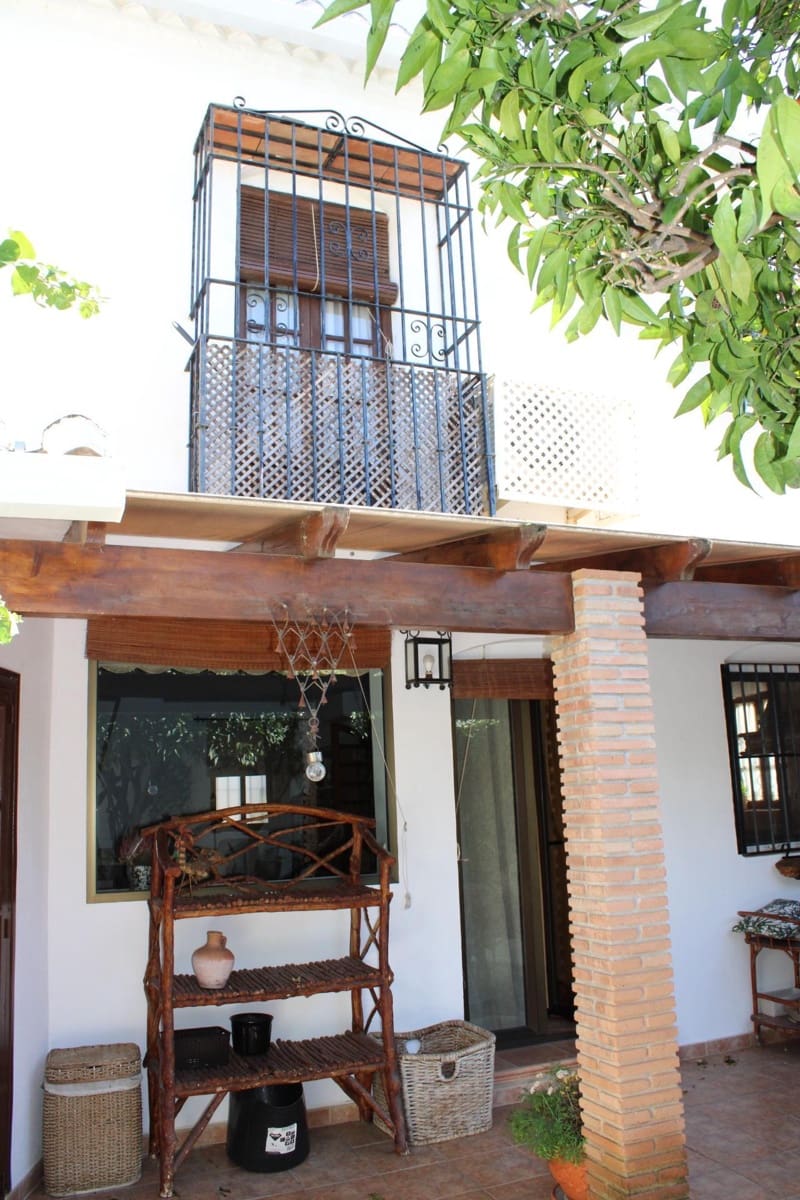 Adosado de 2 habitaciones en Fuengirola en alquiler - 1.650 € (Ref: 9474284)