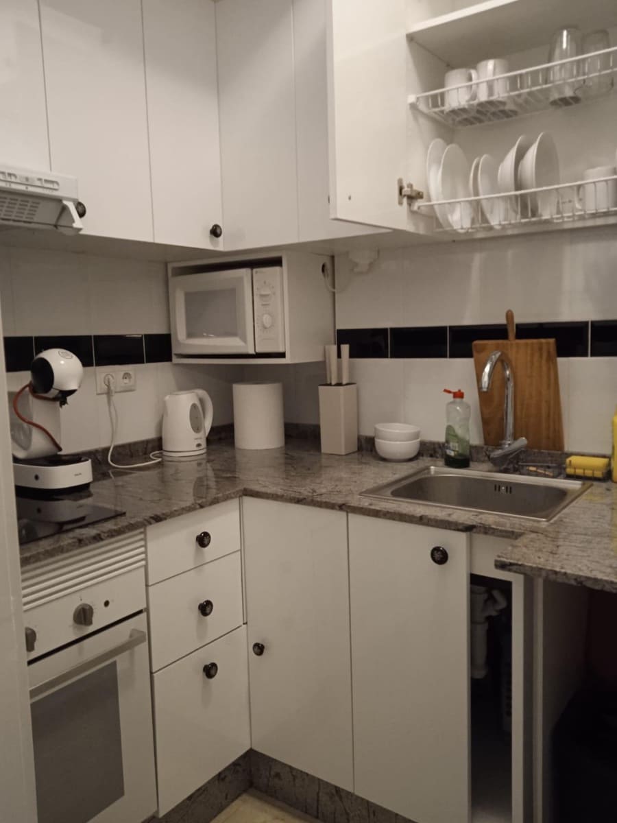 3 bedroom Apartment for rent in Fuengirola - € 1,200 (Ref: 9748160)