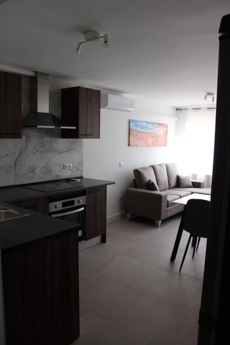 2 sypialnia Apartament do wynajęcia w Fuengirola - 1 300 € (Ref: 9913303)
