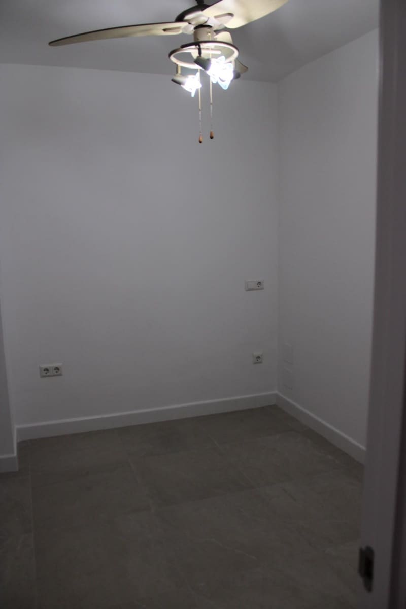2 sypialnia Apartament do wynajęcia w Fuengirola - 1 300 € (Ref: 9913303)